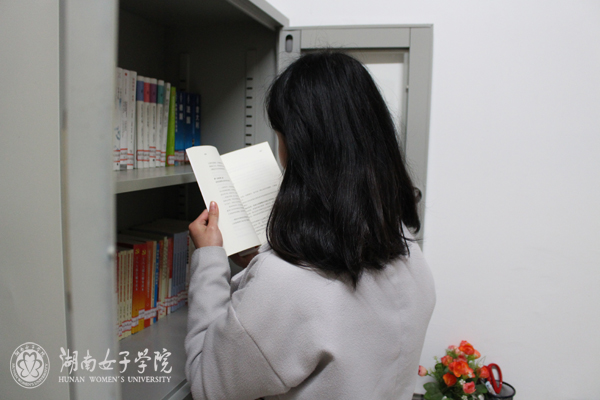 旅游系3.jpg