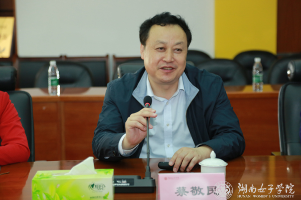 994A4814xiu.jpg