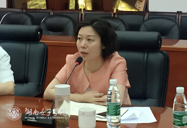 杨兰英.jpg