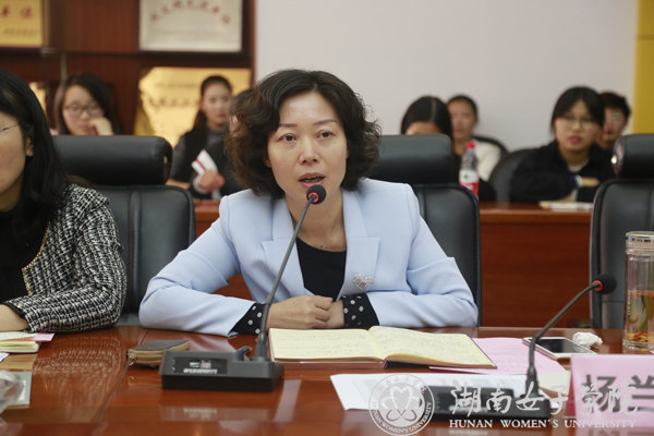 6杨校长讲话xiu.jpg